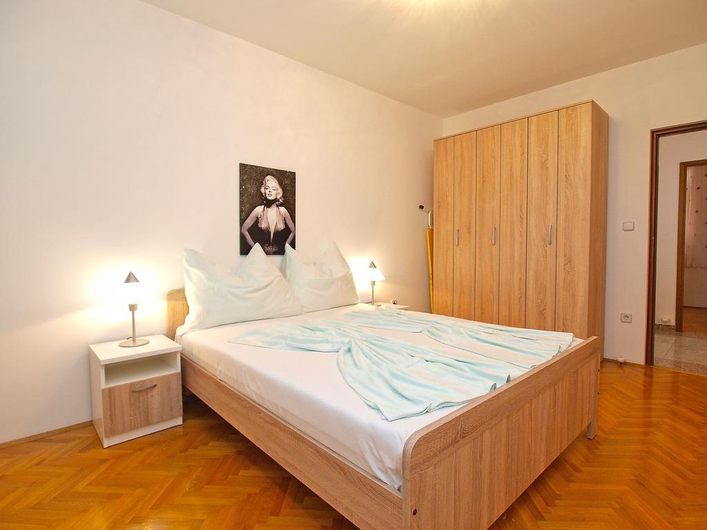 Apartment Mato 1424 Pula Extérieur photo