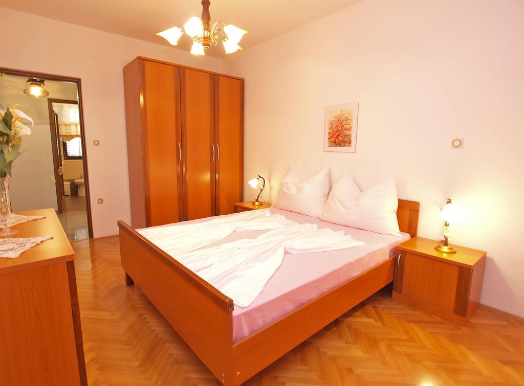 Apartment Mato 1424 Pula Extérieur photo