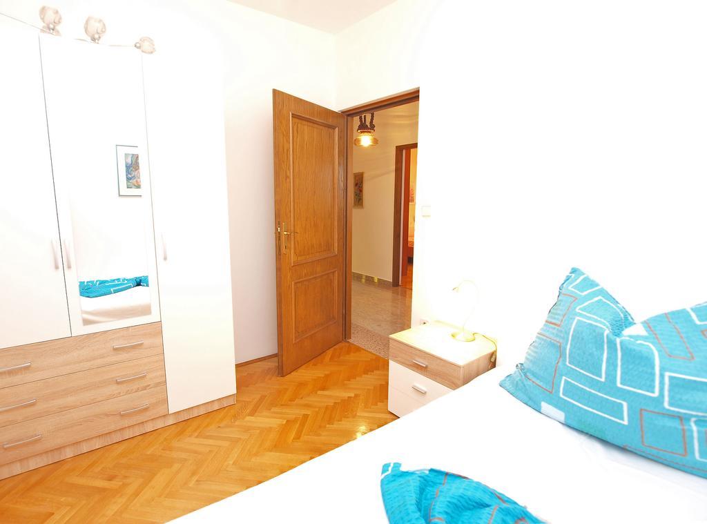 Apartment Mato 1424 Pula Extérieur photo