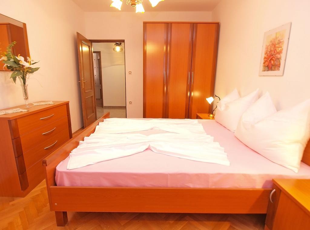 Apartment Mato 1424 Pula Extérieur photo
