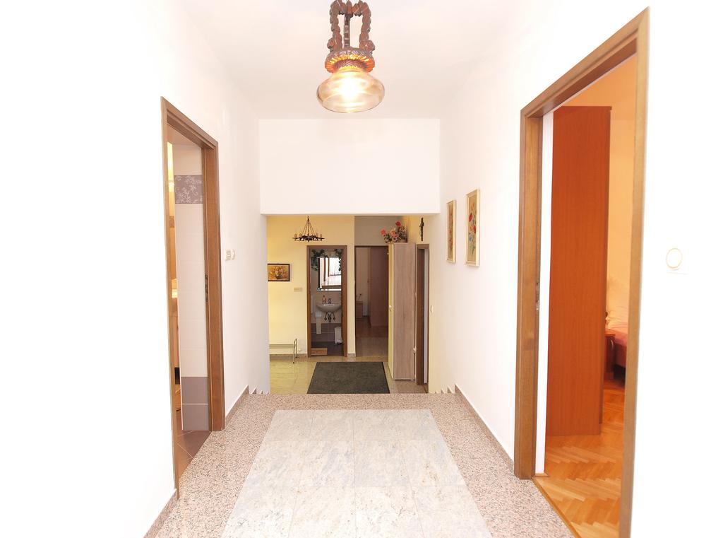 Apartment Mato 1424 Pula Extérieur photo